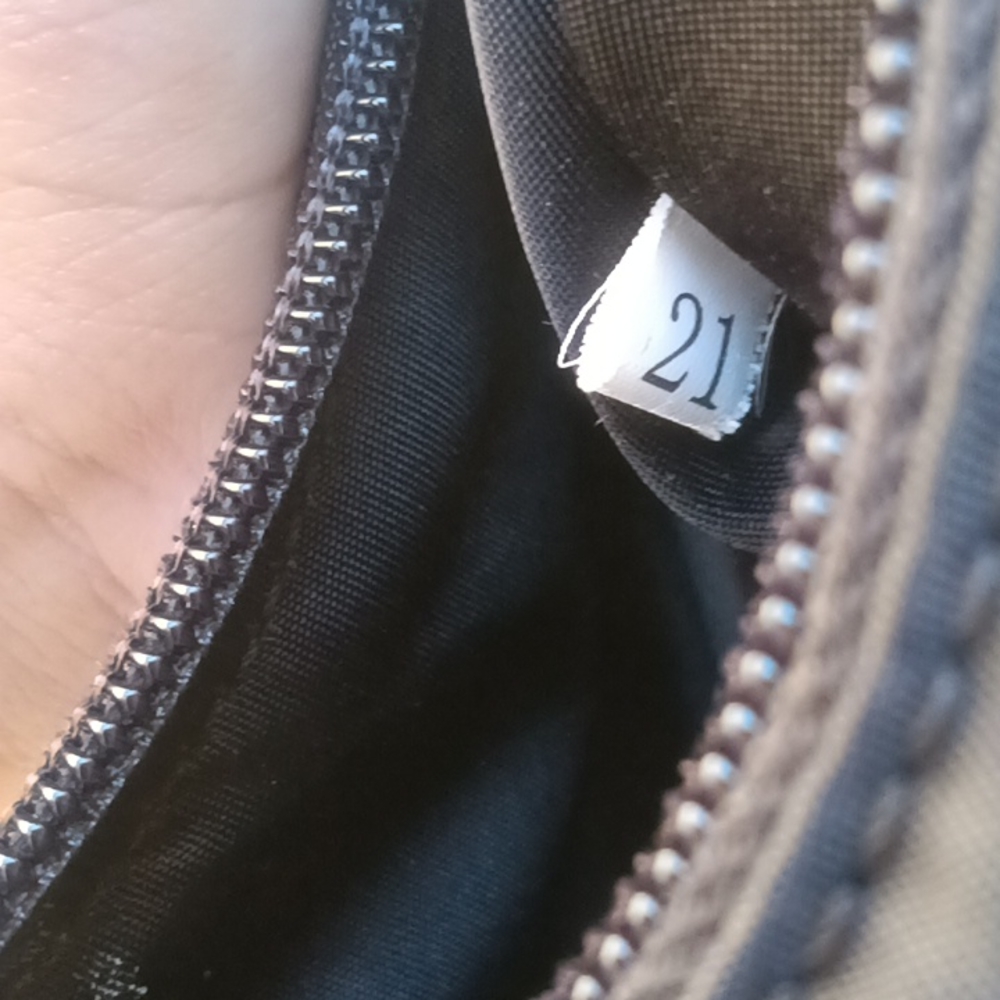 Prada bag - Picture 4 of 6